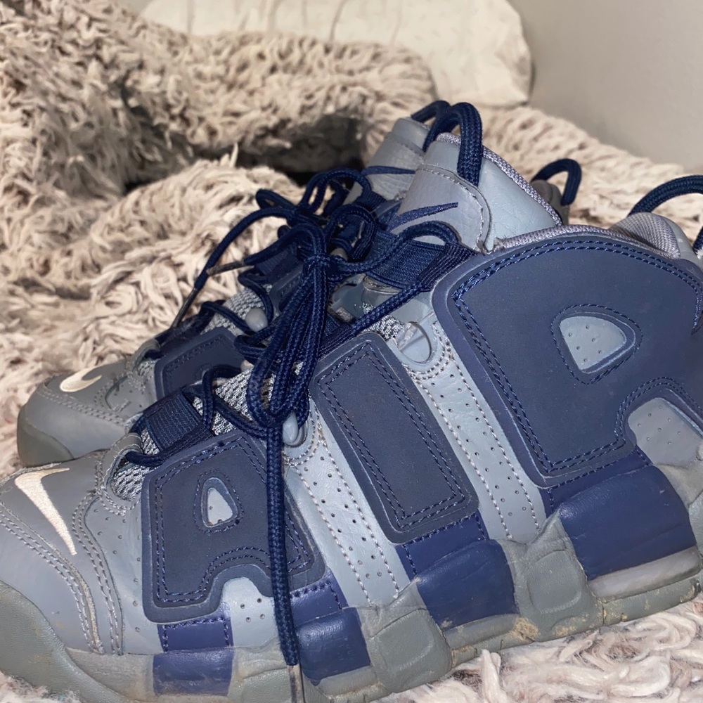 Grey Uptempo